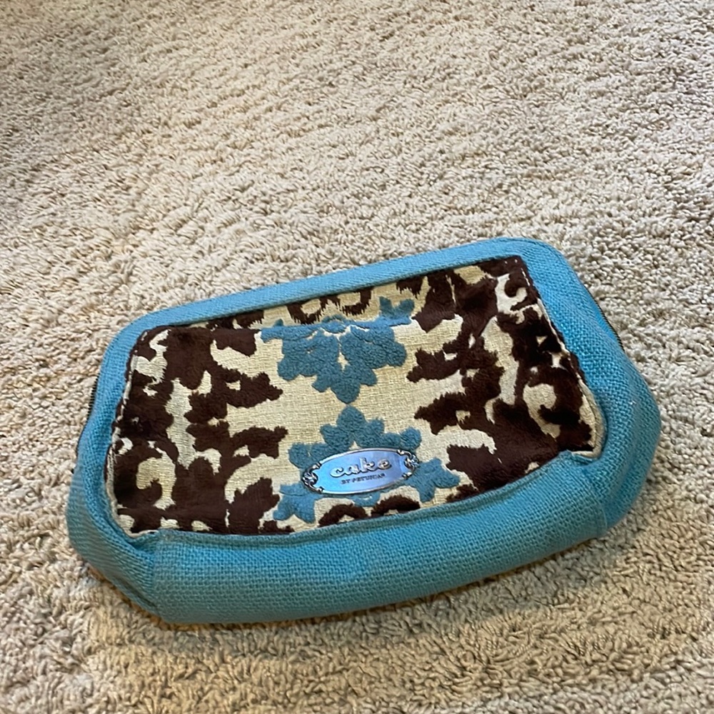 Cale By Petunia Oversized clutch